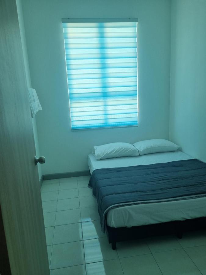 Seaside Haven Homestay Seaview Unit With Pool Opposite Ktcc & Mayang Mall - Pangsapuri Ladang Tanjung Kuala Terengganu Buitenkant foto